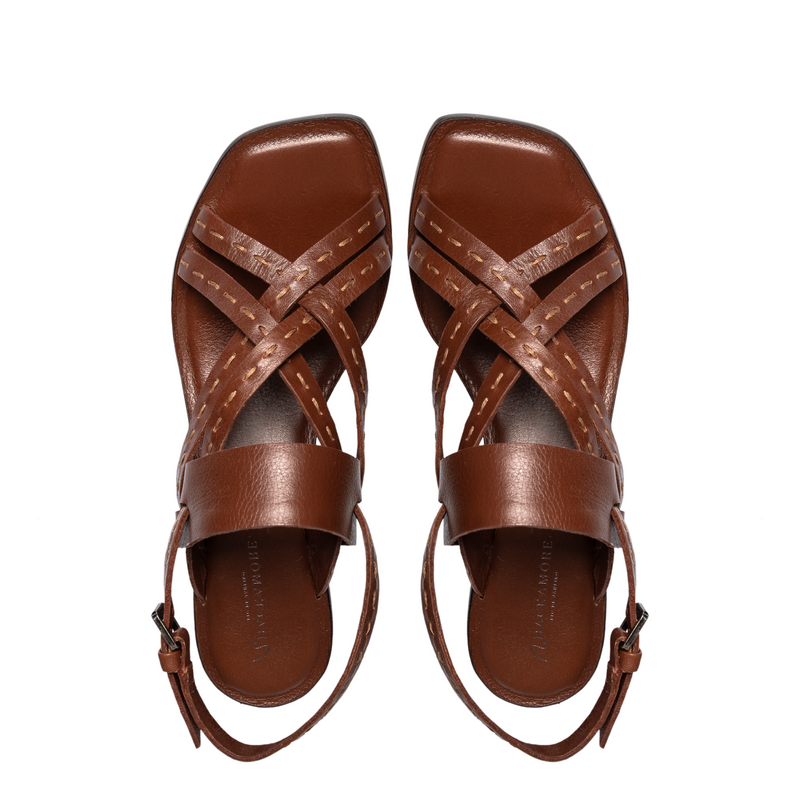 Sandália Ju Pinhão