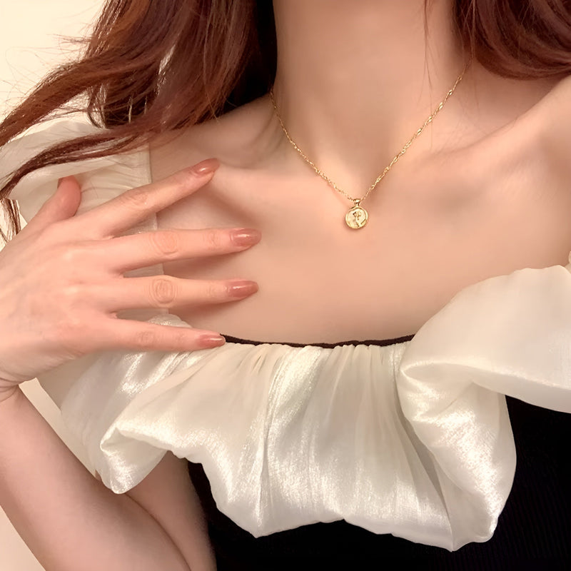 Colar Flor Feminino de Ouro