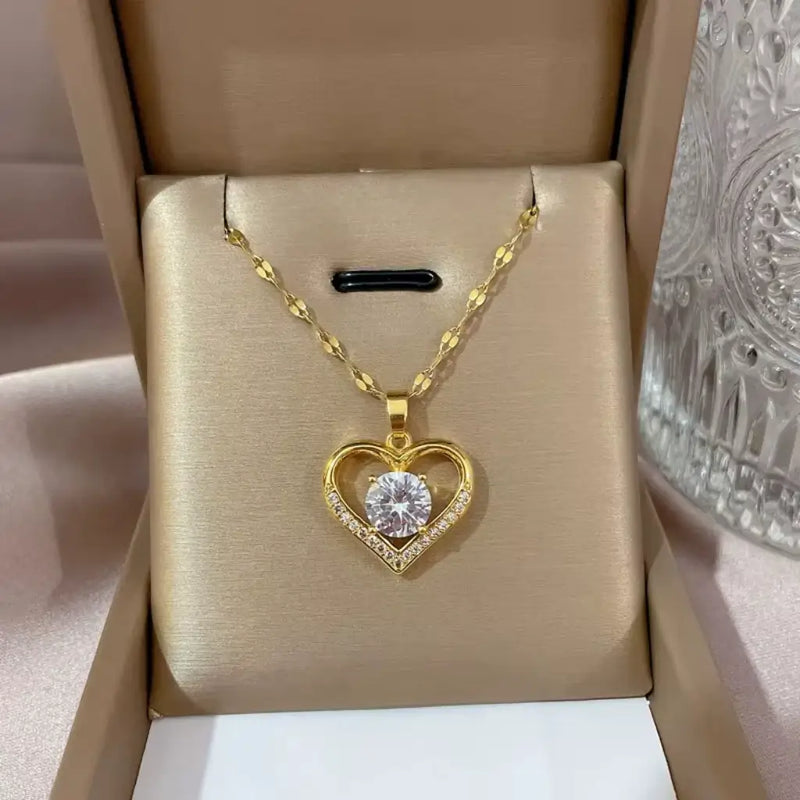 Colar Coração Folheado a Ouro com Zircônia