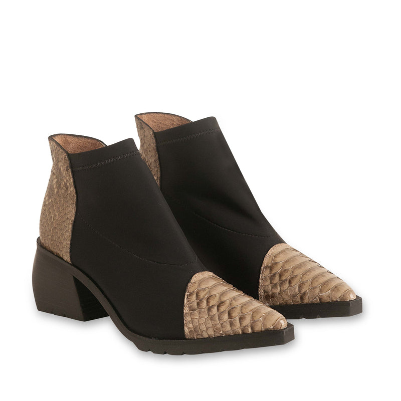 Bota Exótico Neoprene Paola Preto/Off White