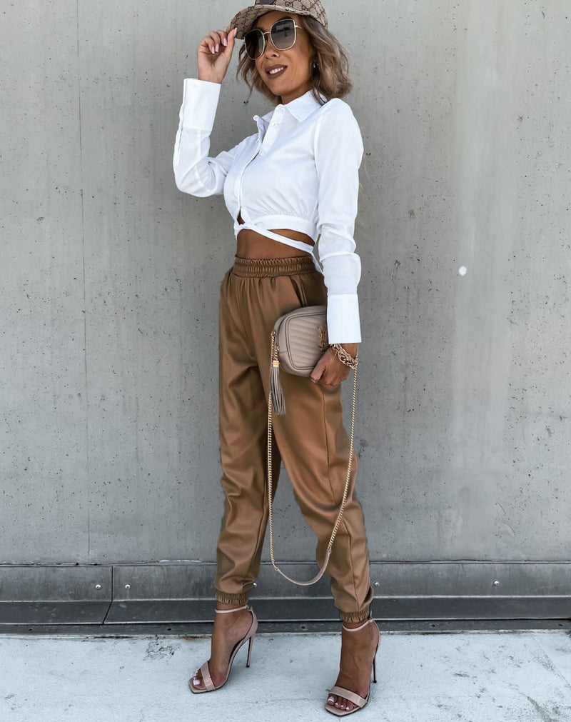 Calça Jogger de Courino com Bolsos Laterais