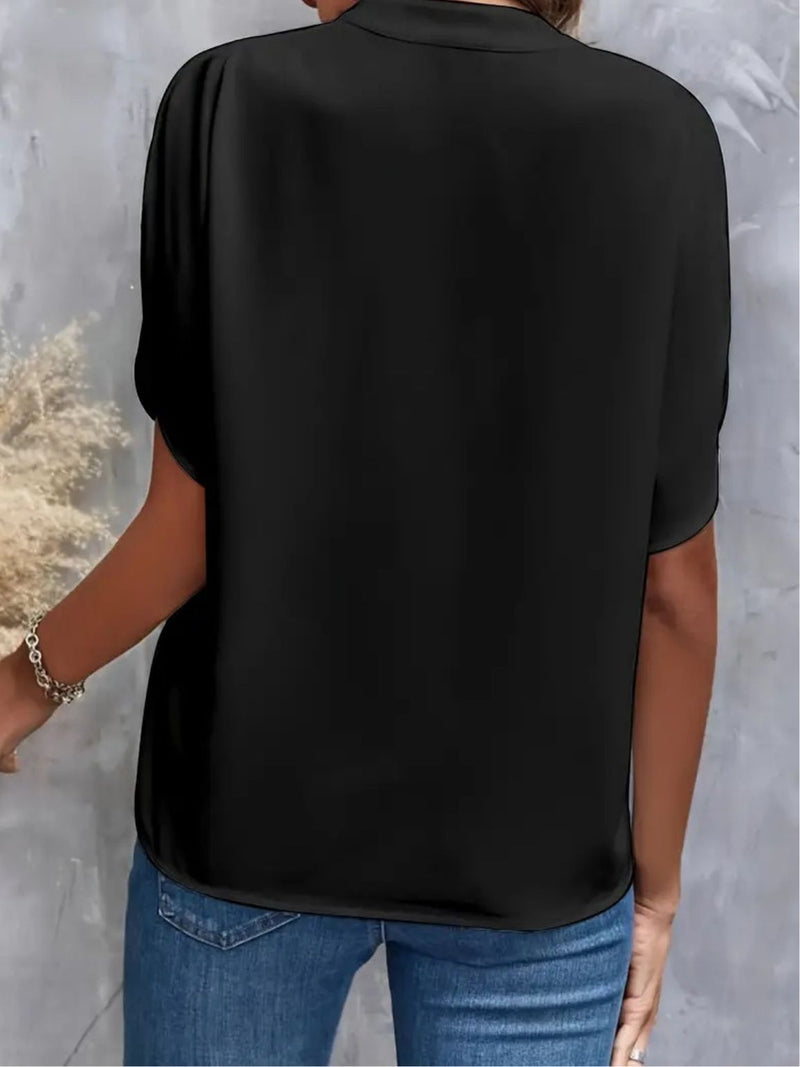 Blusa Pancetta com Mangas Curtas e Decote V