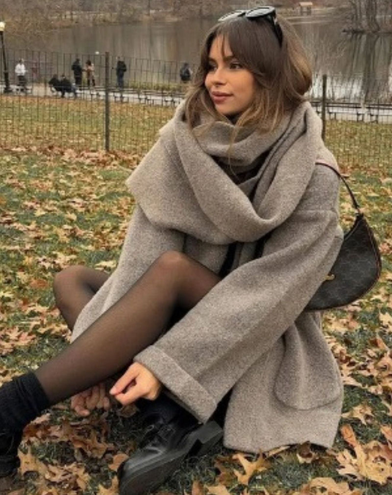 Casaco Elyn de lã com Bolsos e Botões frontais