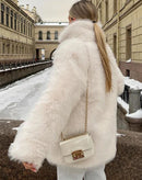 Casaco Lowell de Pelos com Bolsos