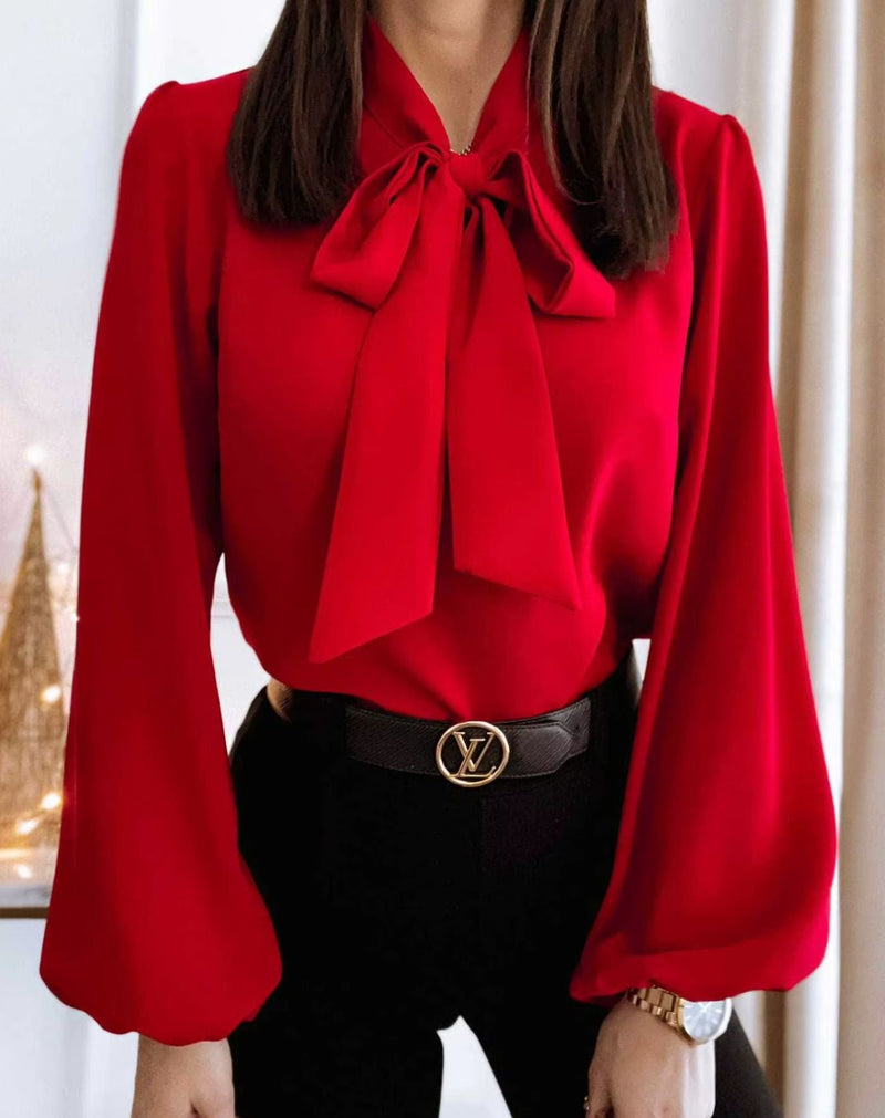 Blusa Retrô com Laço e Mangas Longas