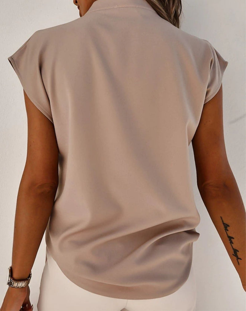 Blusa Streetwear com Mangas Curtas