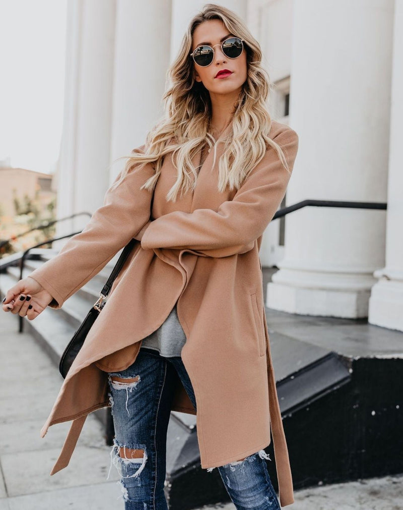 Casaco Trench Coat com Amarração